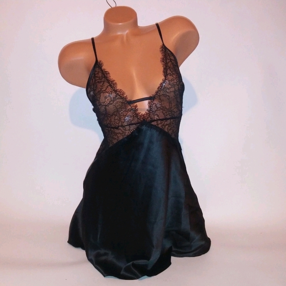 Victoria's Secret Black Lace Chemise Sexy Mini Babydoll Lingerie VS Slip XL New
